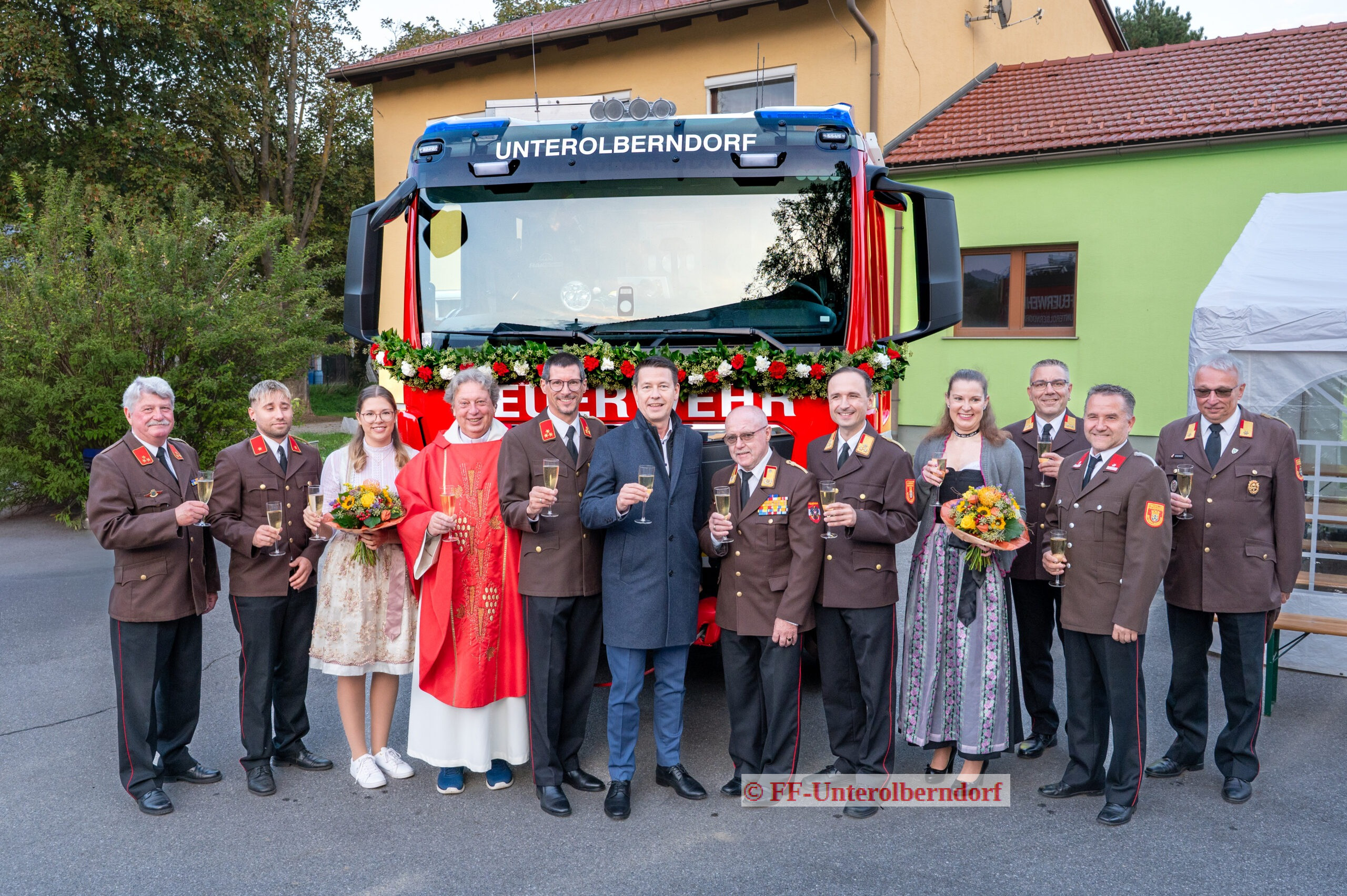 Mehr über den Artikel erfahren 2. Oktoberfest der Freiwilligen Feuerwehr – ein voller Erfolg!